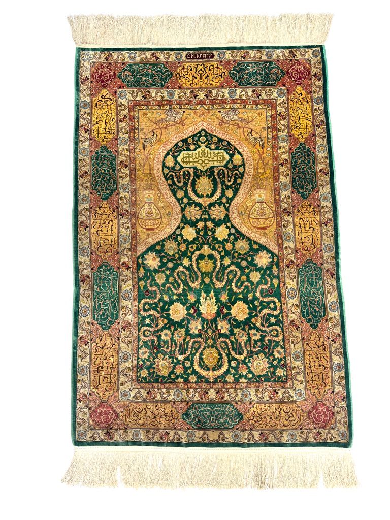 Hereke silk carpet traditional fine design