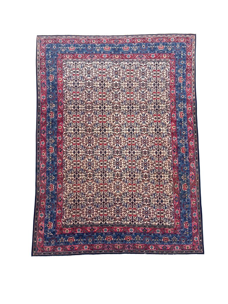 Kashan palace carpet traditional design