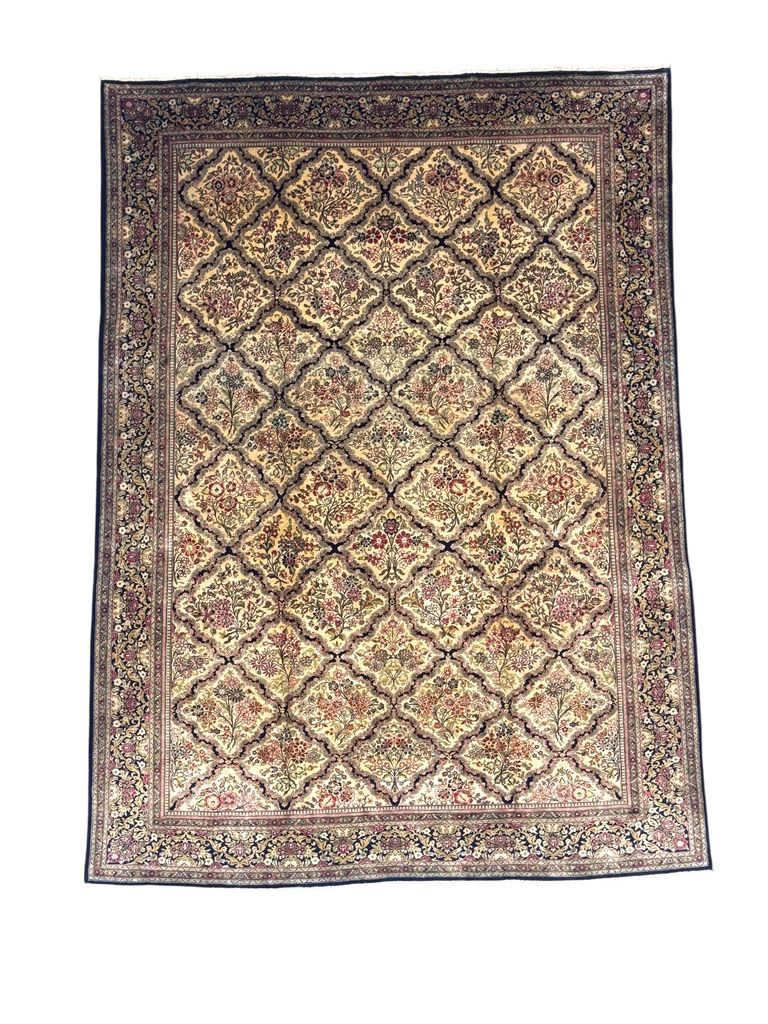 Ghom silk carpet beige geometric design