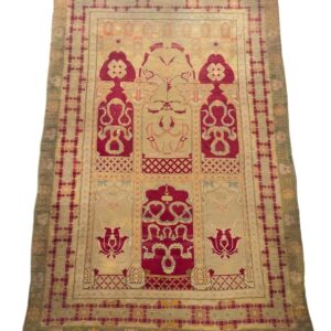 Agra palace carpet traditional design