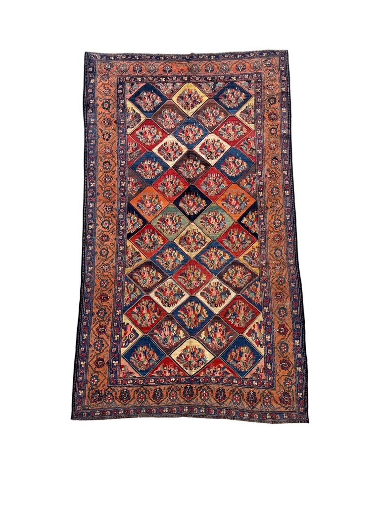 Bakhtiar antique rug traditional tribal design