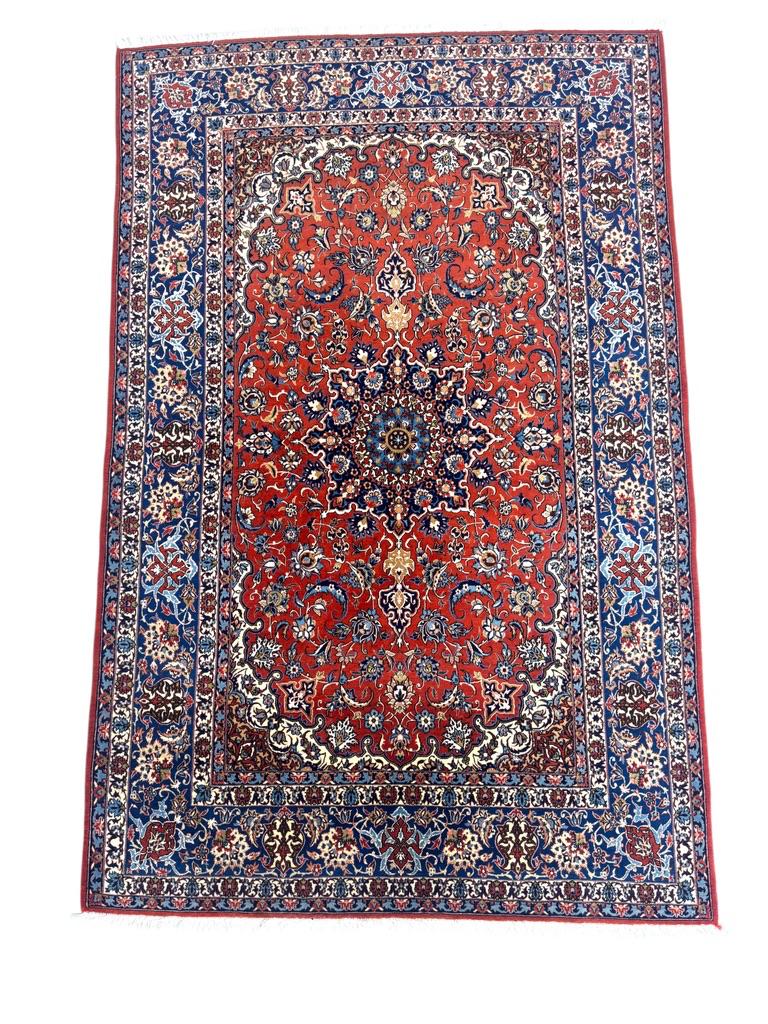 Isfahan palace carpet traditional design